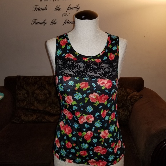Tops - Floral Print Black and Red Medium Top